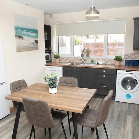 Arch House Apartment *