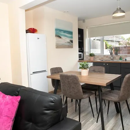 Arch House * Athlone