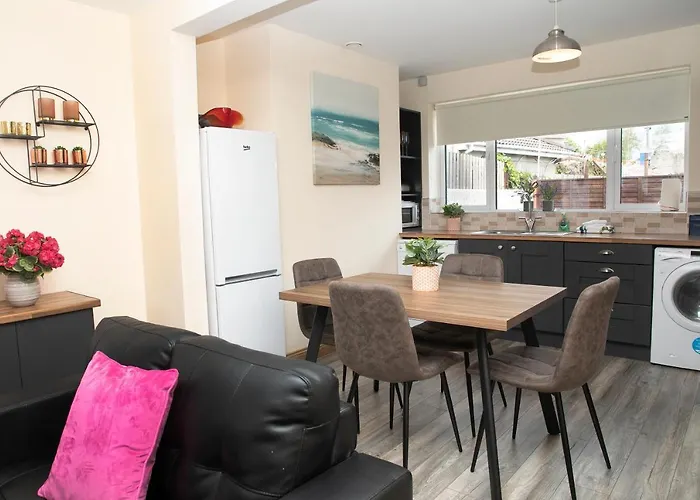 Arch House * Athlone